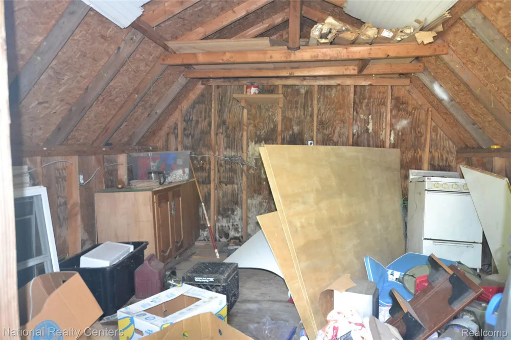 48116 County Road 388 Columbia Township, MI 49056