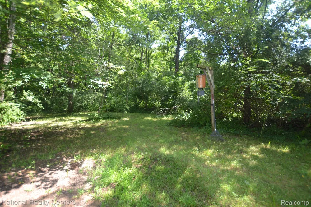 48116 County Road 388 Columbia Township, MI 49056