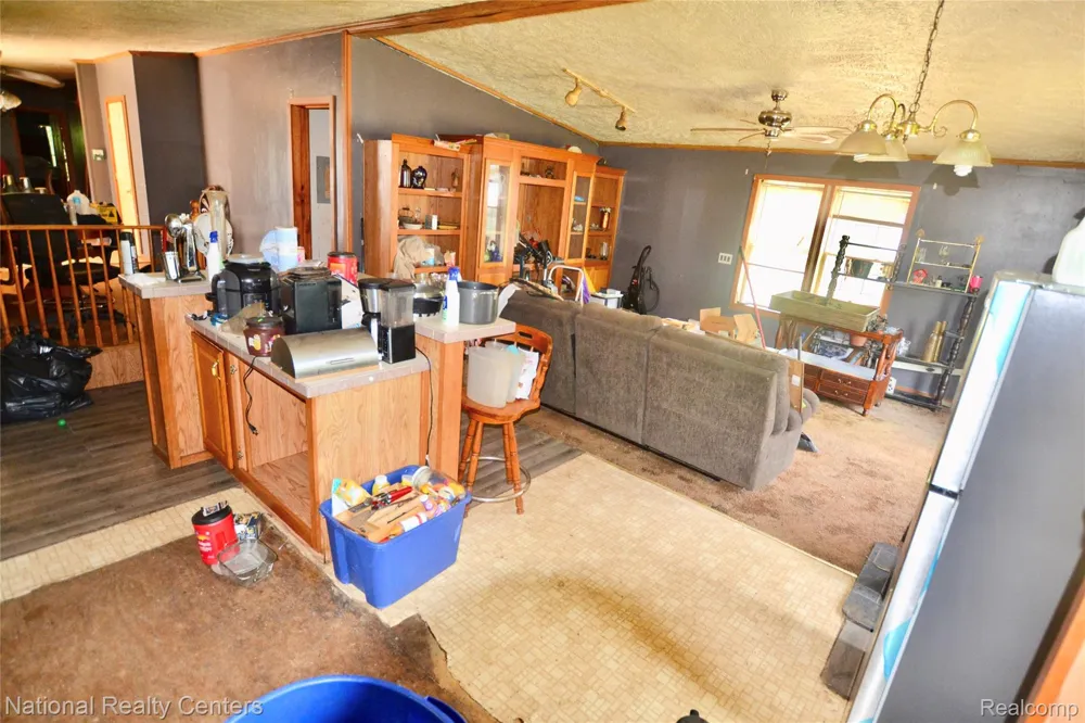 48116 County Road 388 Columbia Township, MI 49056