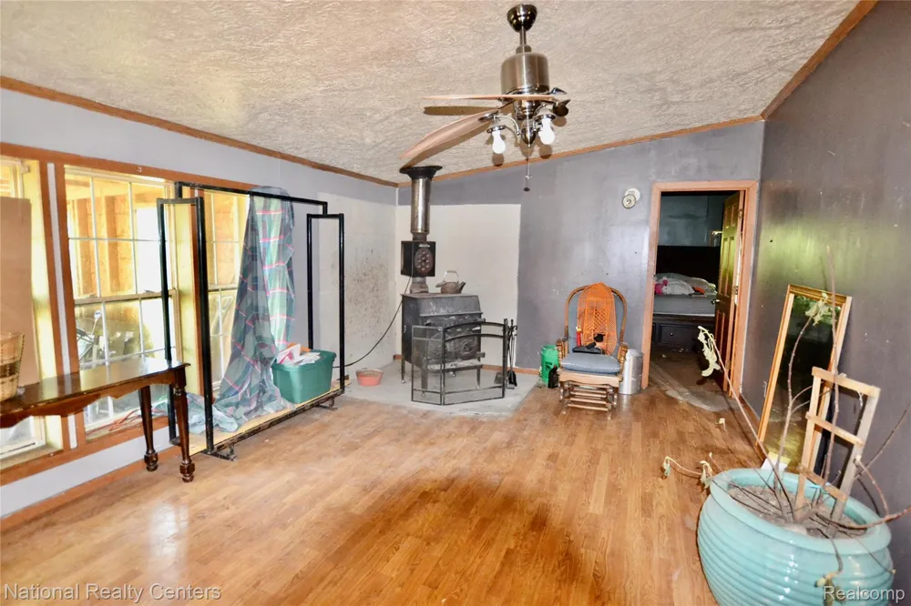 48116 County Road 388 Columbia Township, MI 49056