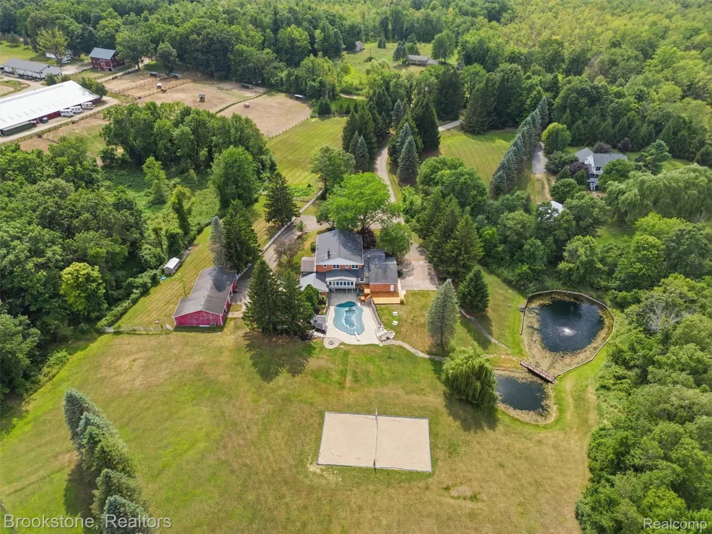 2700 Hosner Road Oxford Charter Township, MI 48370