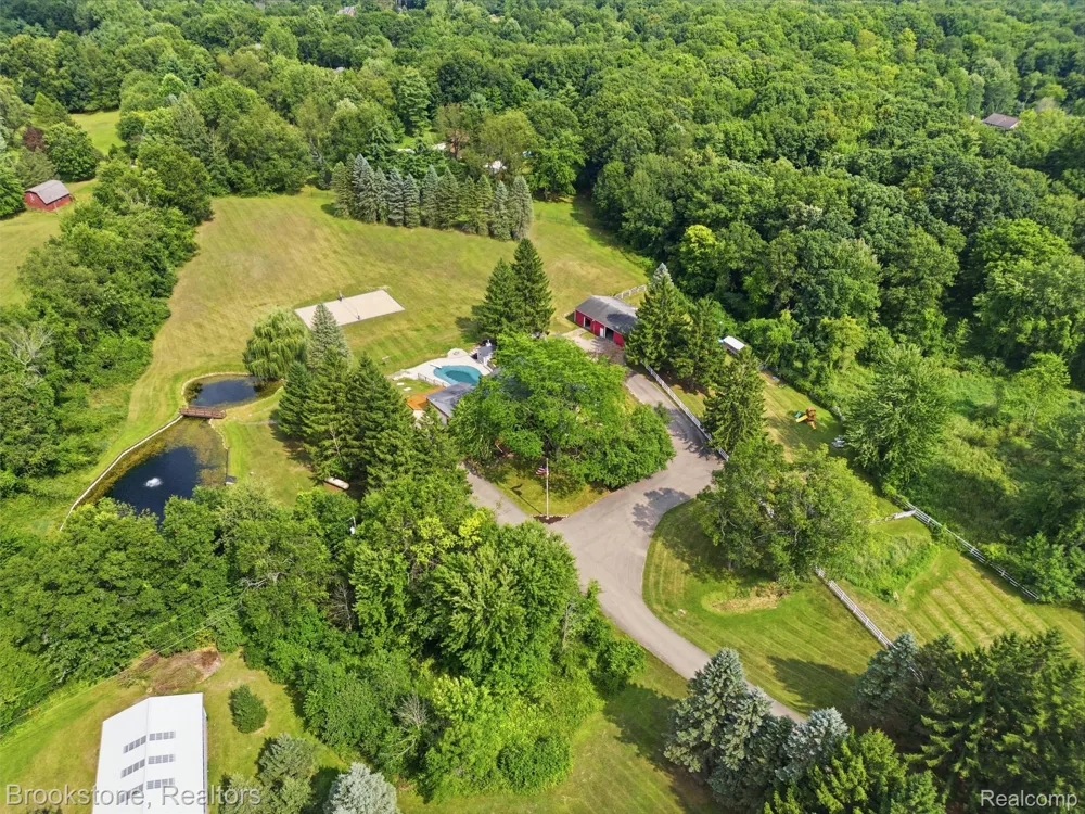 2700 Hosner Road Oxford Charter Township, MI 48370