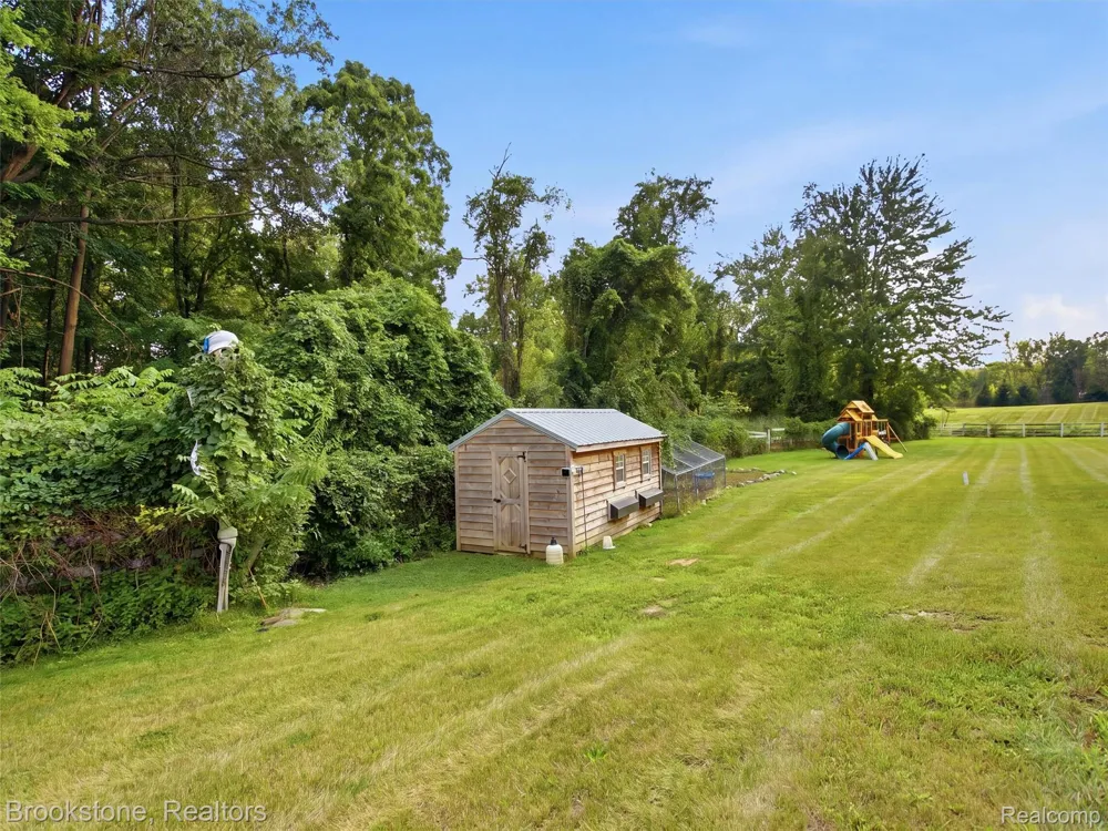 2700 Hosner Road Oxford Charter Township, MI 48370