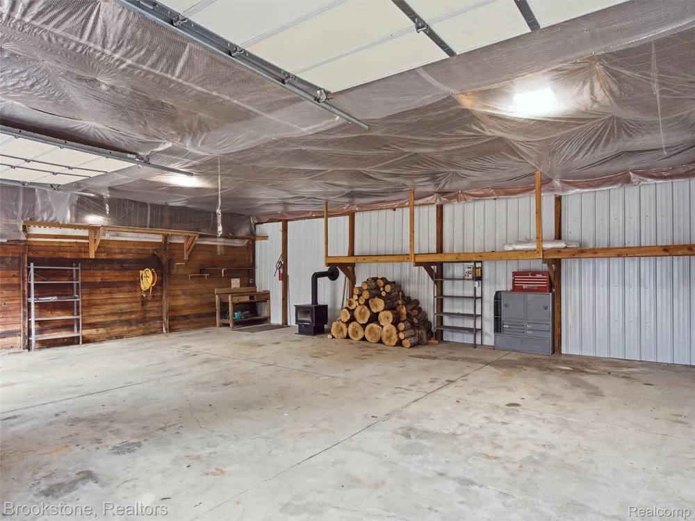 2700 Hosner Road Oxford Charter Township, MI 48370