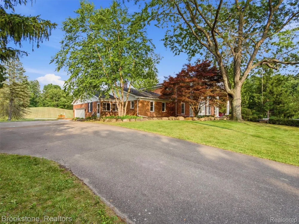 2700 Hosner Road Oxford Charter Township, MI 48370