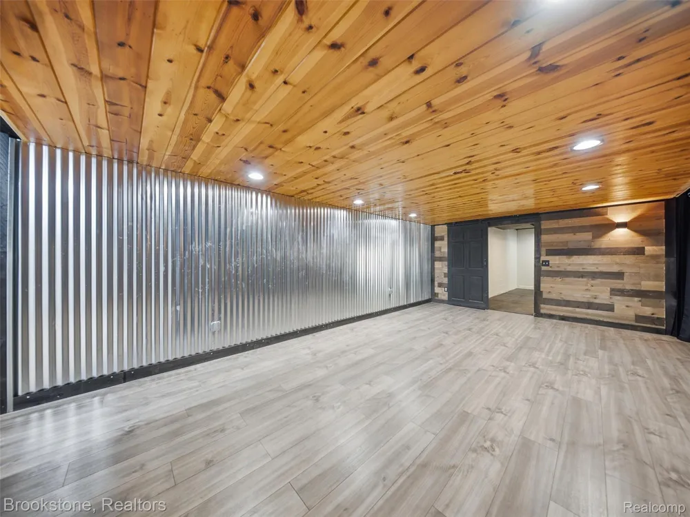 2700 Hosner Road Oxford Charter Township, MI 48370