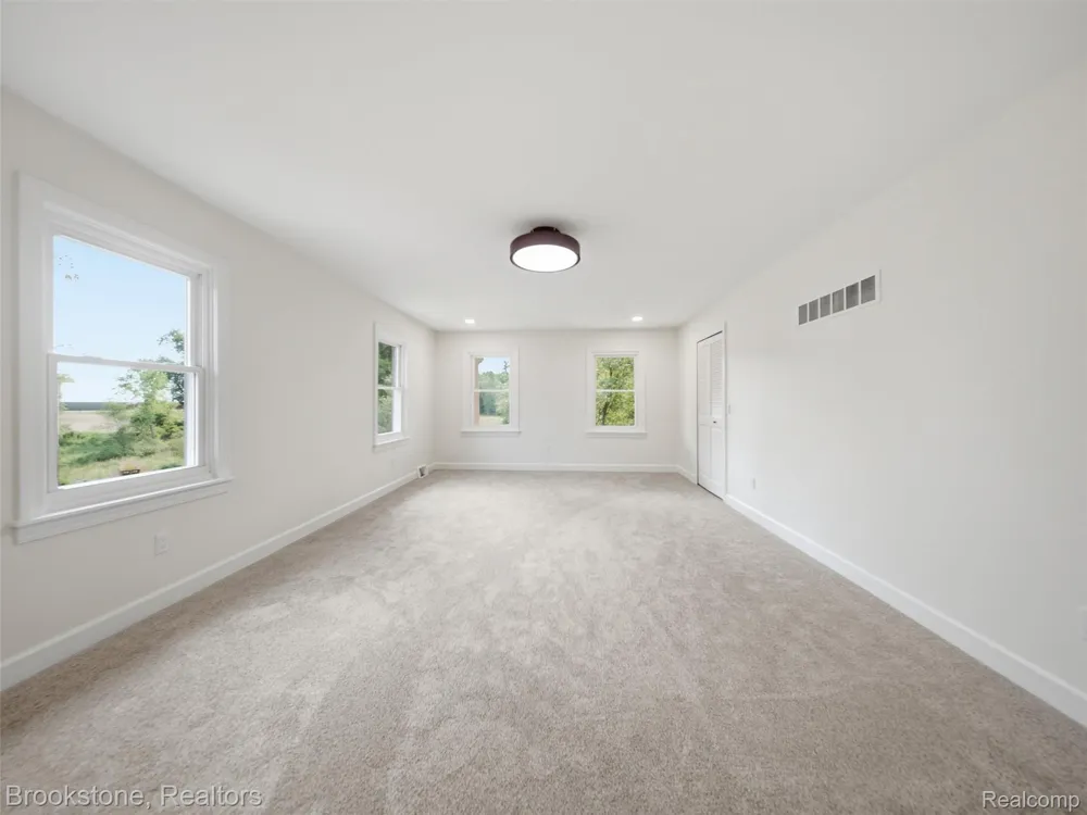 2700 Hosner Road Oxford Charter Township, MI 48370