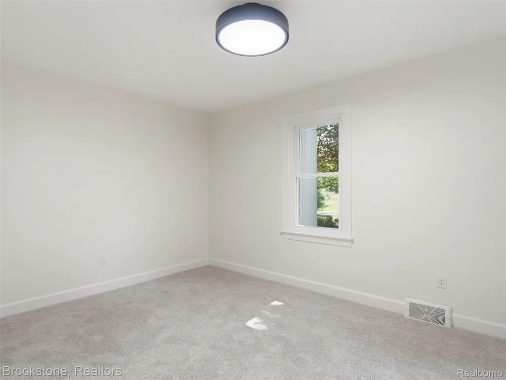 2700 Hosner Road Oxford Charter Township, MI 48370