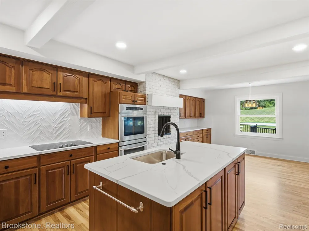2700 Hosner Road Oxford Charter Township, MI 48370