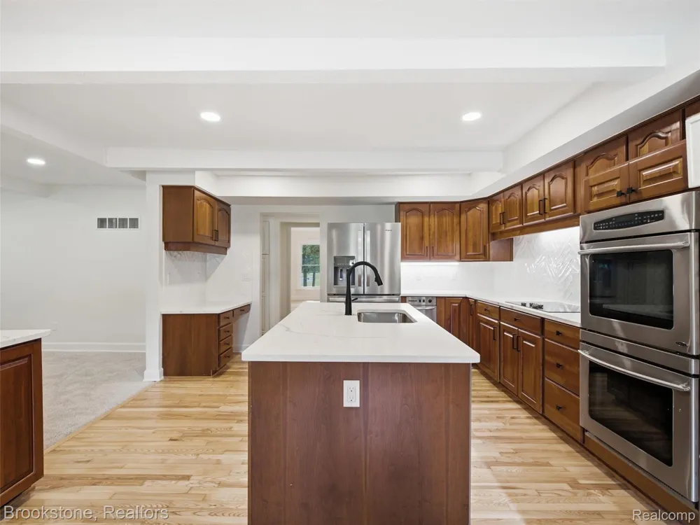 2700 Hosner Road Oxford Charter Township, MI 48370