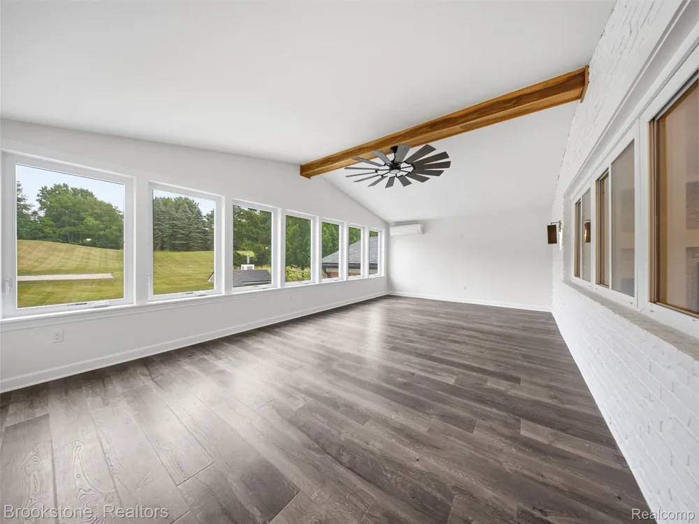 2700 Hosner Road Oxford Charter Township, MI 48370