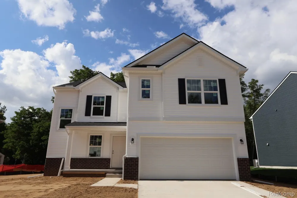 4243 Oak Street Grand Blanc Charter Township, MI 48439