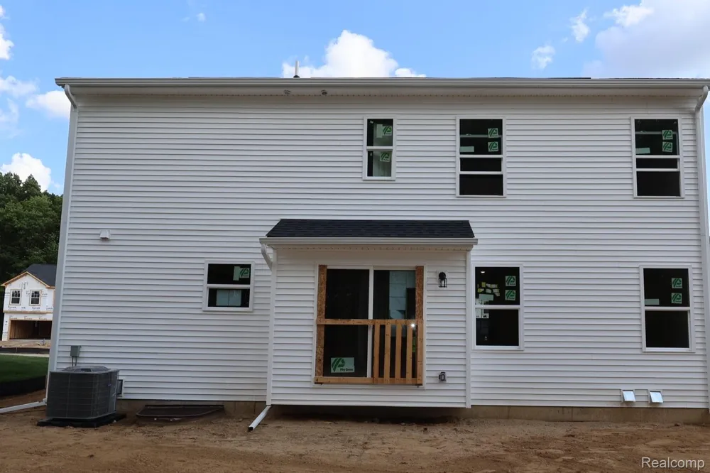 4243 Oak Street Grand Blanc Charter Township, MI 48439