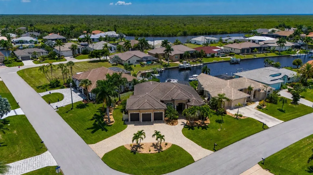 325 SEGOVIA DRIVE Punta Gorda, FL 33950