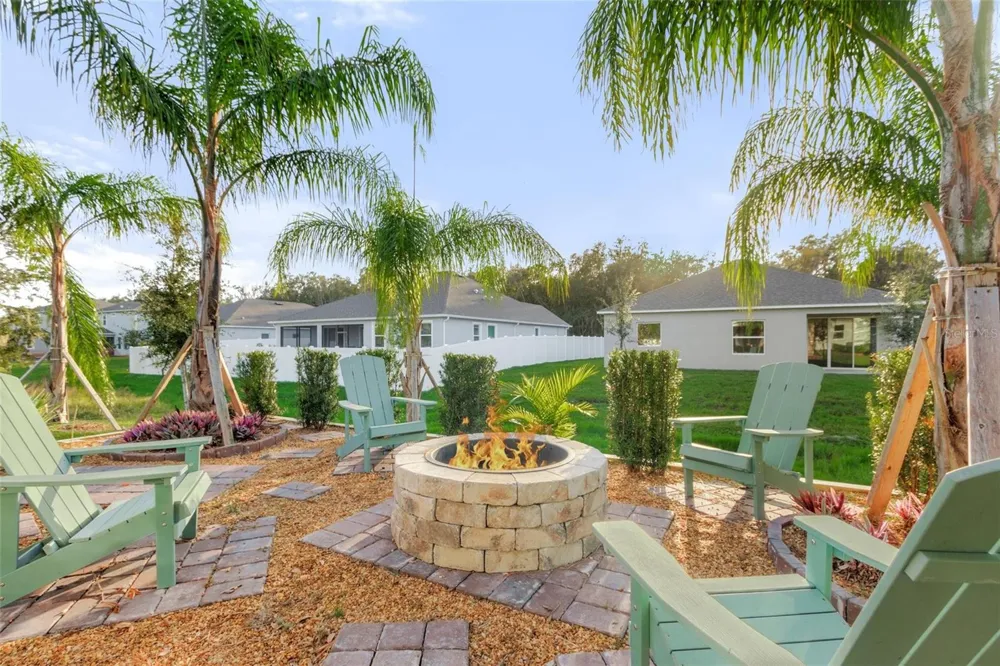 2214 ELEGANT MANOR CIRCLE Edgewater, FL 32141