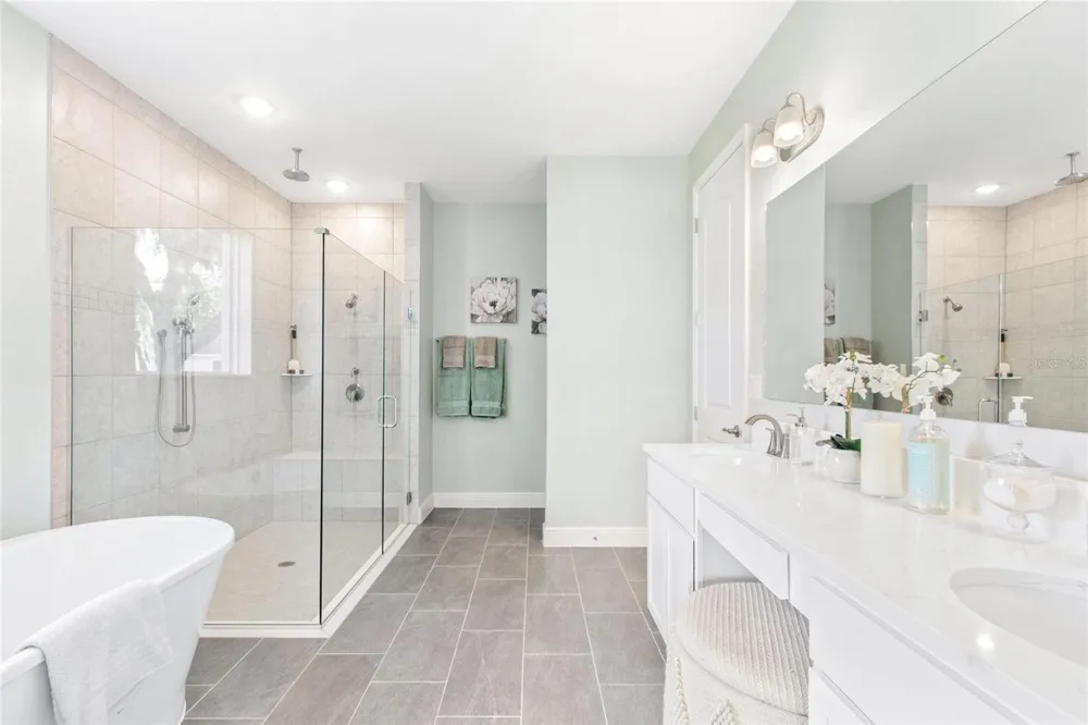 2214 ELEGANT MANOR CIRCLE Edgewater, FL 32141