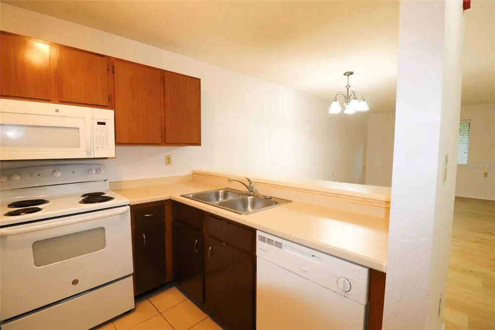 89 SE 16TH AVENUE #P101 Gainesville, FL 32601