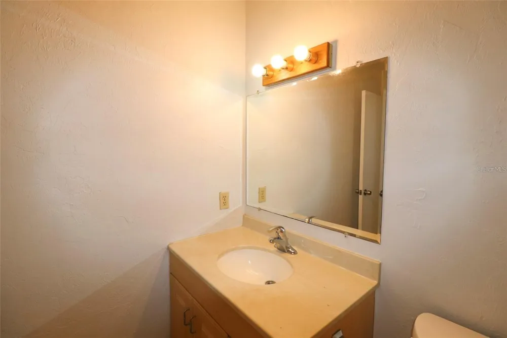 89 SE 16TH AVENUE #P101 Gainesville, FL 32601