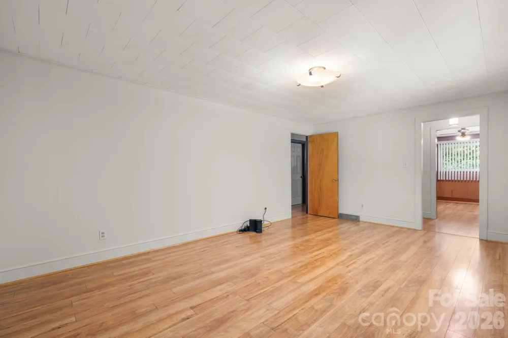 4370 Dynasty Lane Hudson, NC 28638