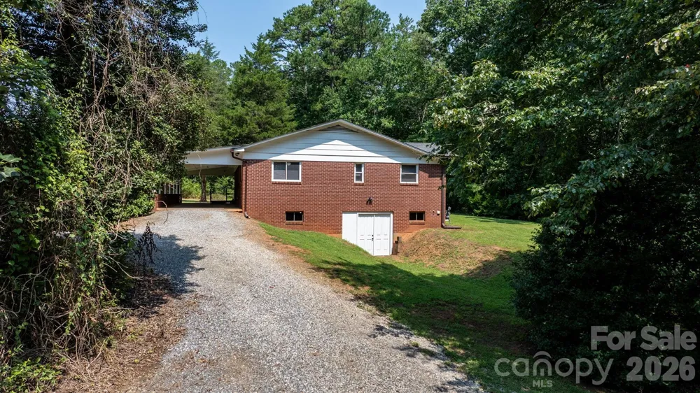 4370 Dynasty Lane Hudson, NC 28638