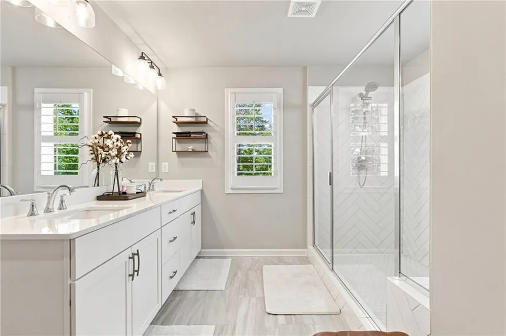 229 Lakeside Place Canton, GA 30114