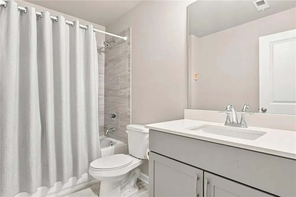 229 Lakeside Place Canton, GA 30114