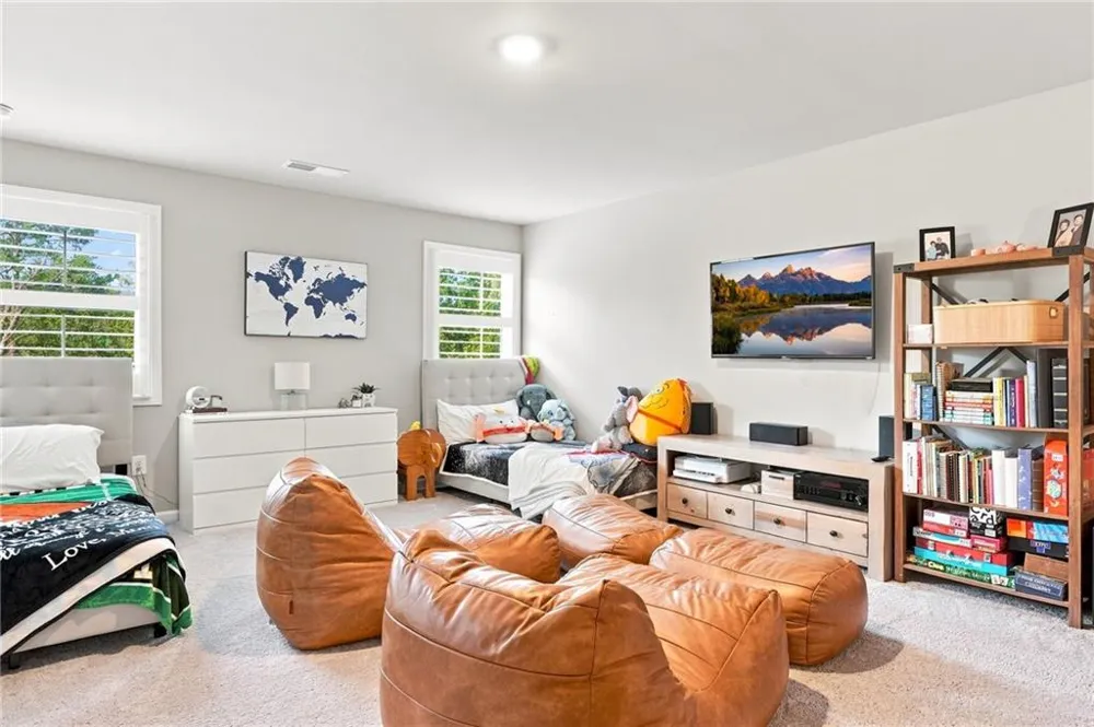 229 Lakeside Place Canton, GA 30114