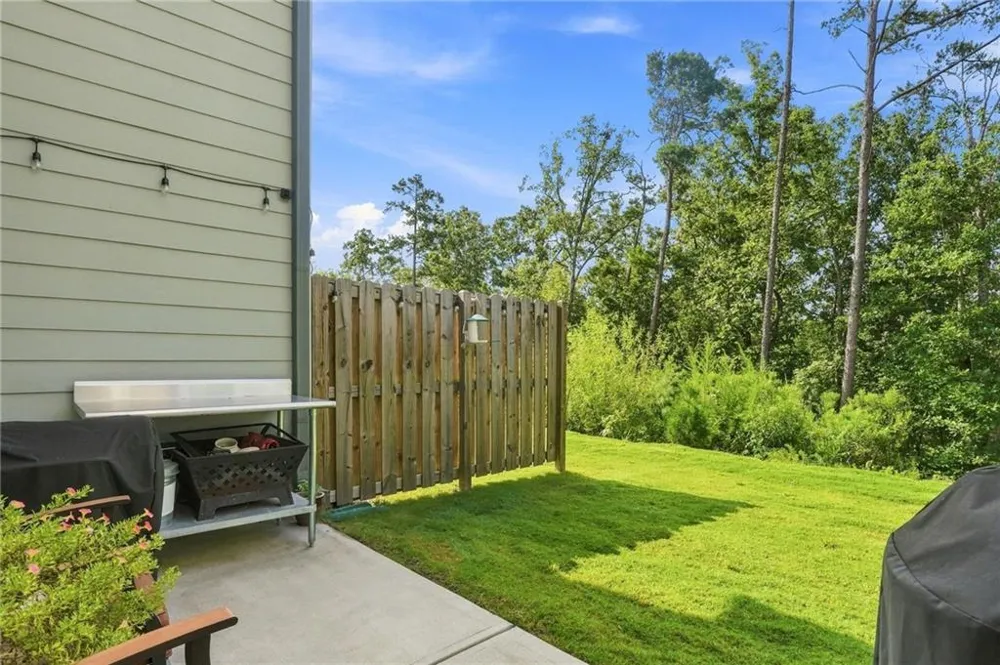 229 Lakeside Place Canton, GA 30114