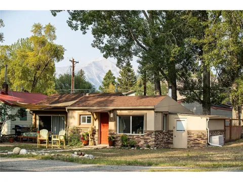 128 Gunnison Avenue