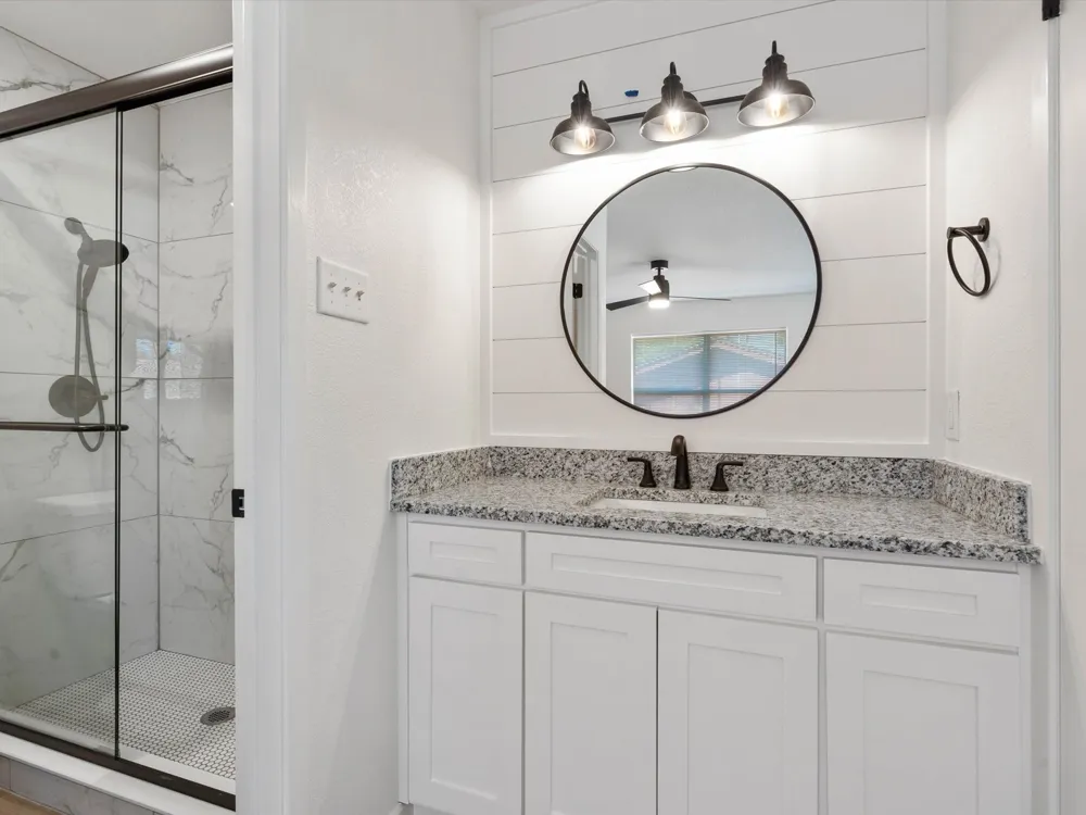 1117 S Rusk Street #1115 Weatherford, TX 76086