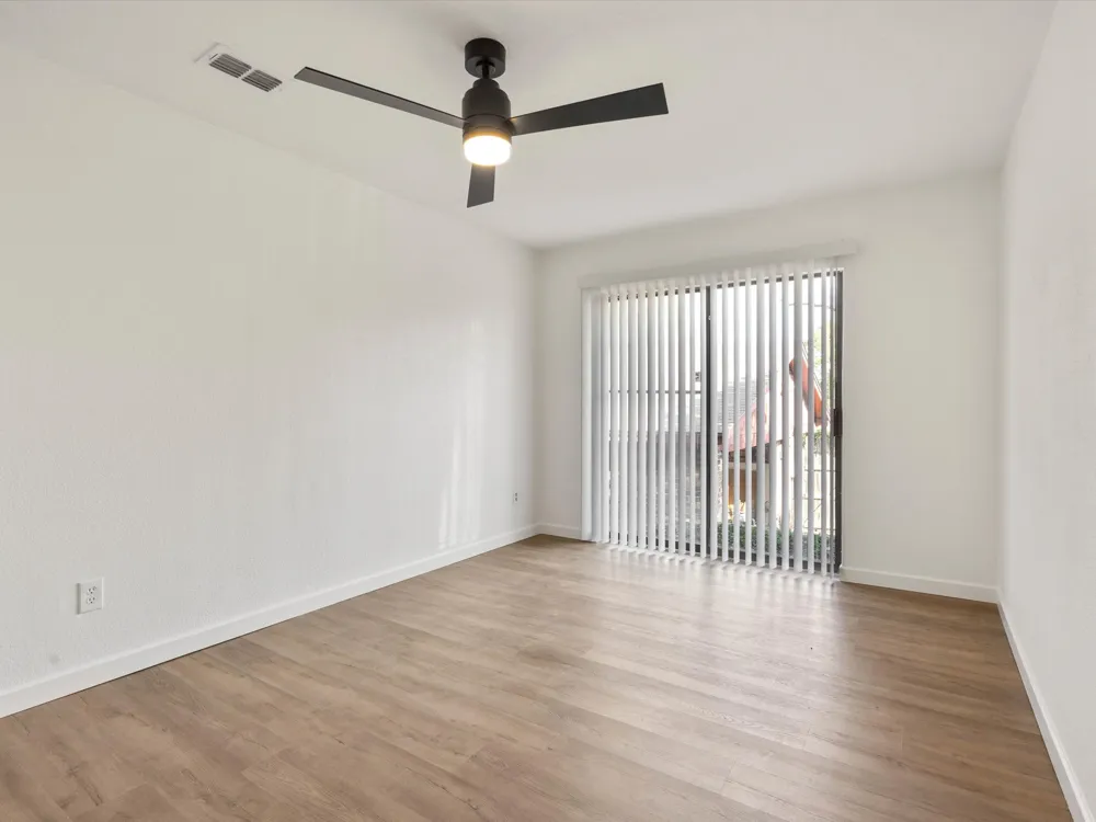 1117 S Rusk Street #1115 Weatherford, TX 76086