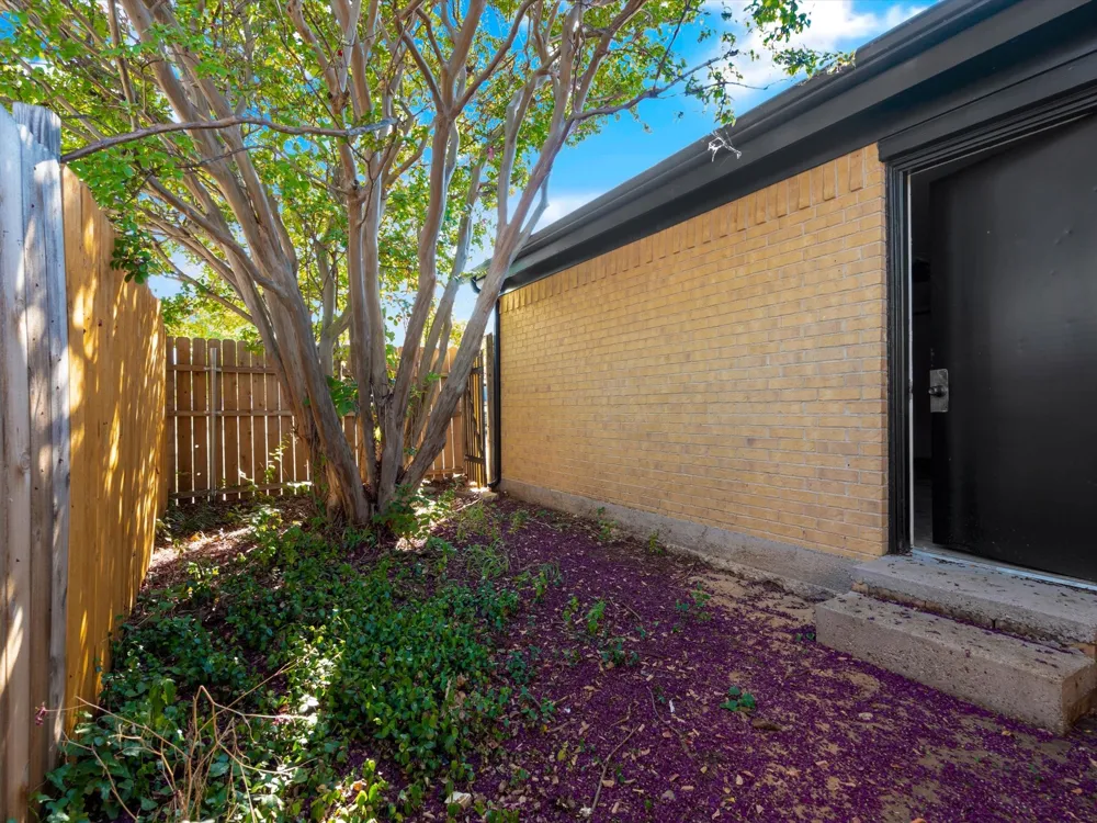 1117 S Rusk Street #1115 Weatherford, TX 76086