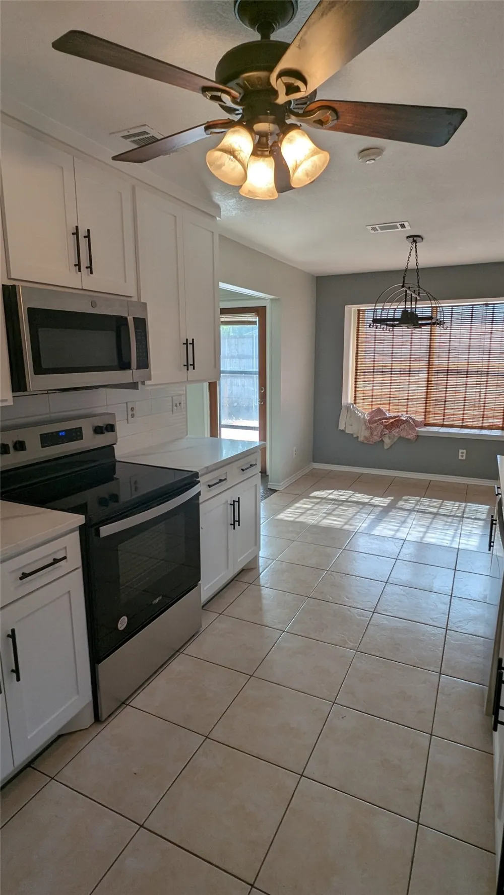 2706 Parkview Drive Corinth, TX 76210