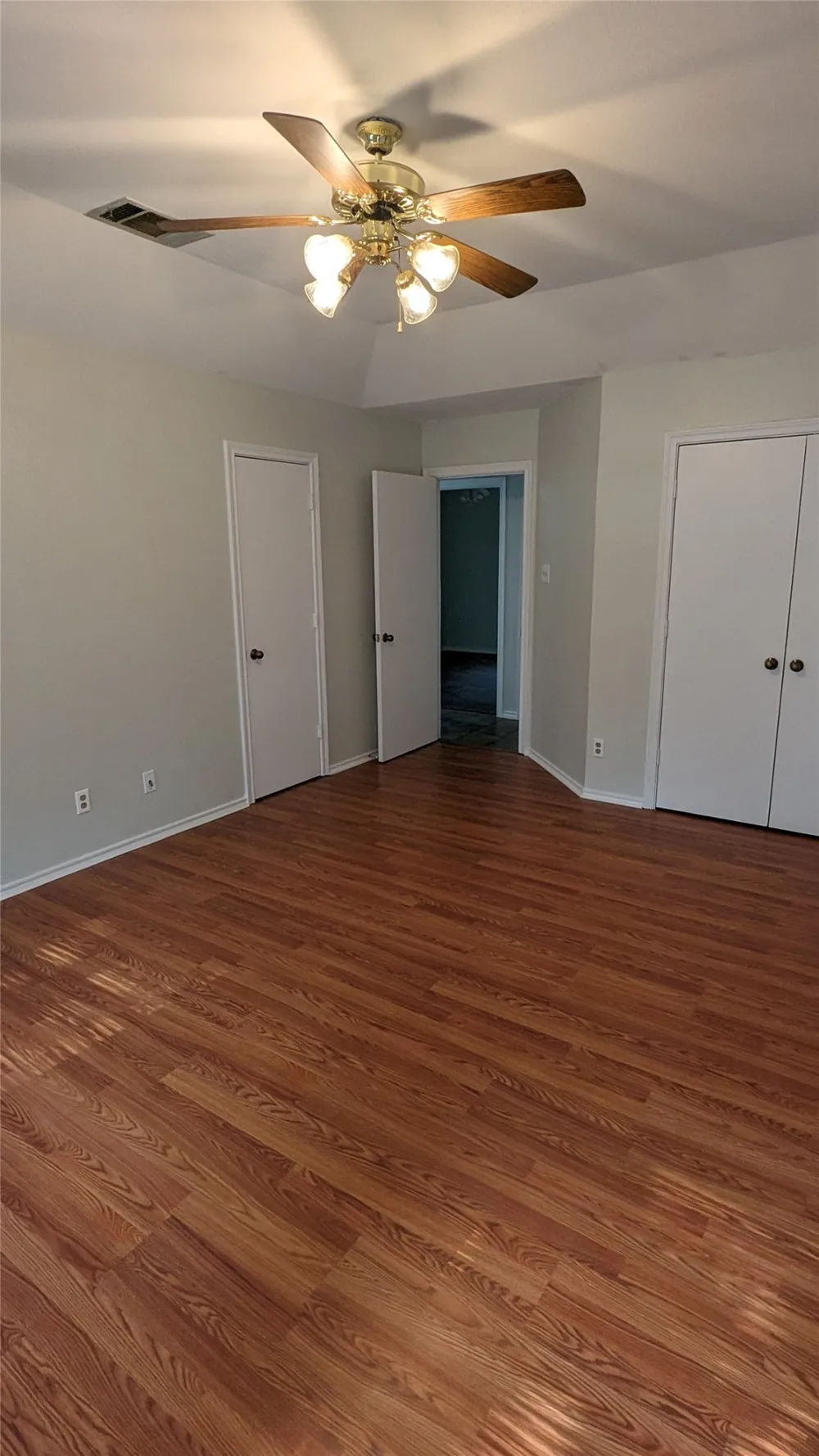 2706 Parkview Drive Corinth, TX 76210