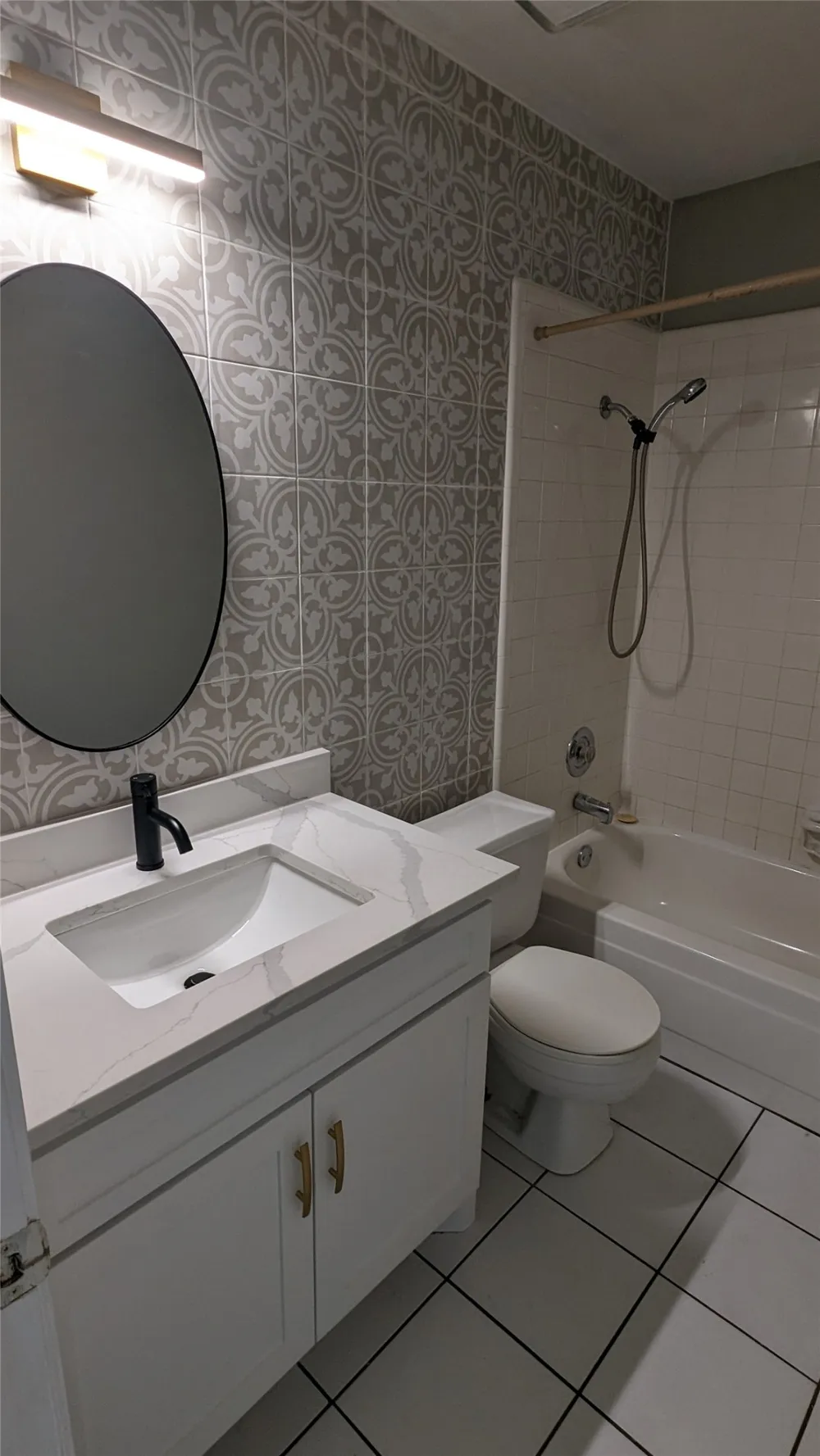 2706 Parkview Drive Corinth, TX 76210