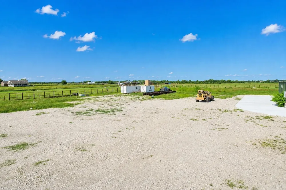 1851 County Road 610 Dayton, TX 77535