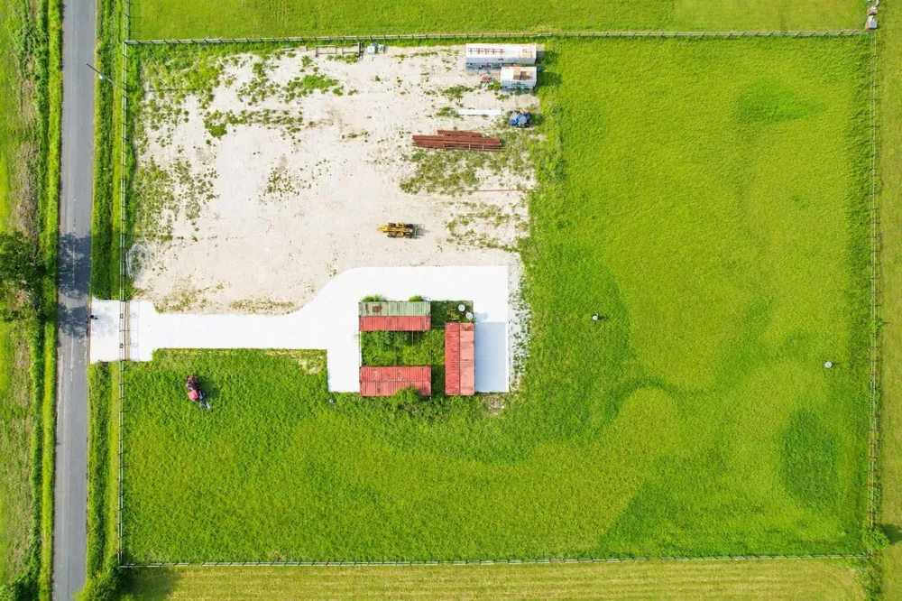1851 County Road 610 Dayton, TX 77535