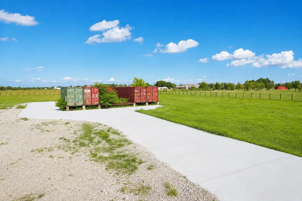 1851 County Road 610 Dayton, TX 77535