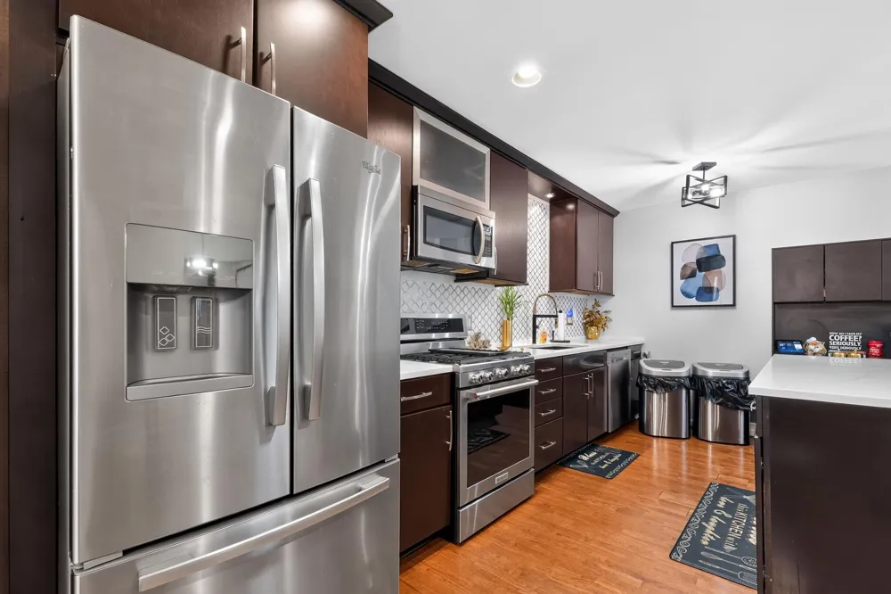 35075 Hillside Drive Farmington, MI 48335