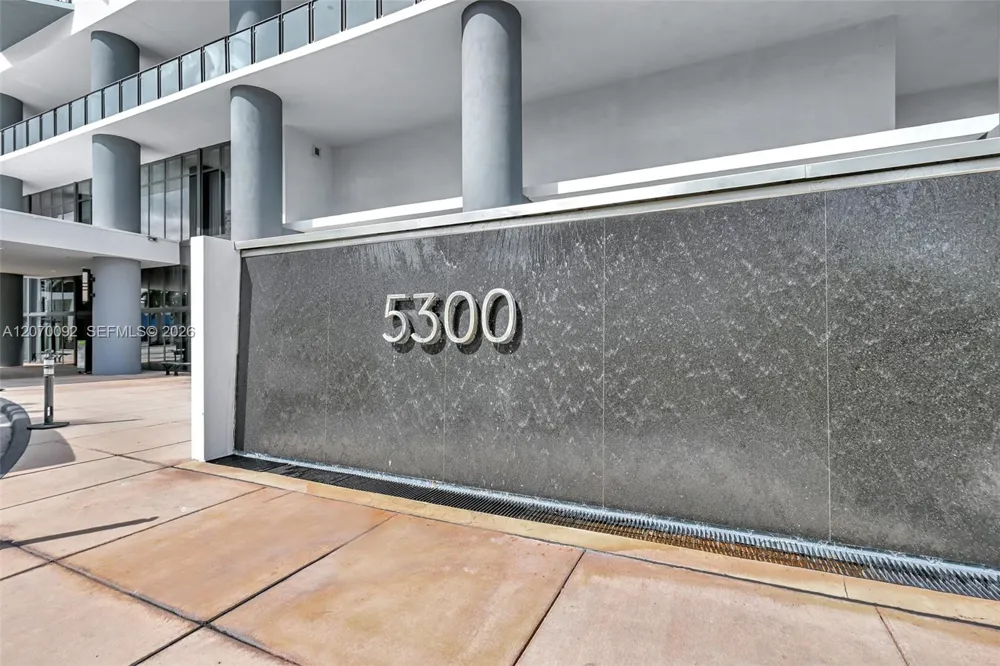 5300 Paseo Blvd #1410 Doral, FL 33166