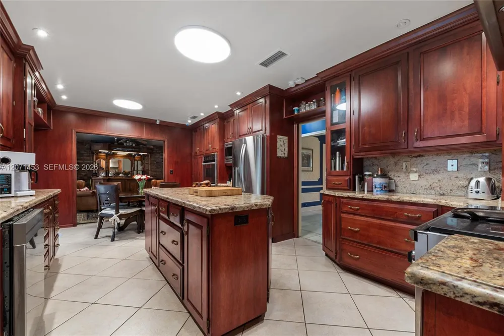 5455 SW 88th St Miami, FL 33156
