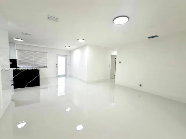 3930 NW 187th St Miami Gardens, FL 33055