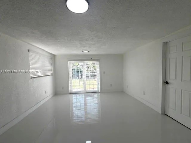 3930 NW 187th St Miami Gardens, FL 33055