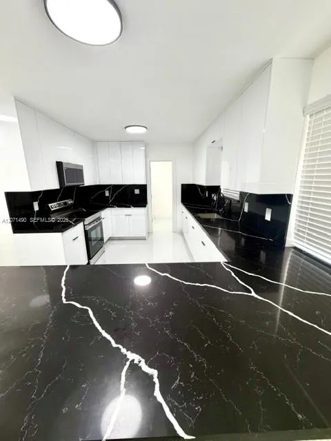 3930 NW 187th St Miami Gardens, FL 33055