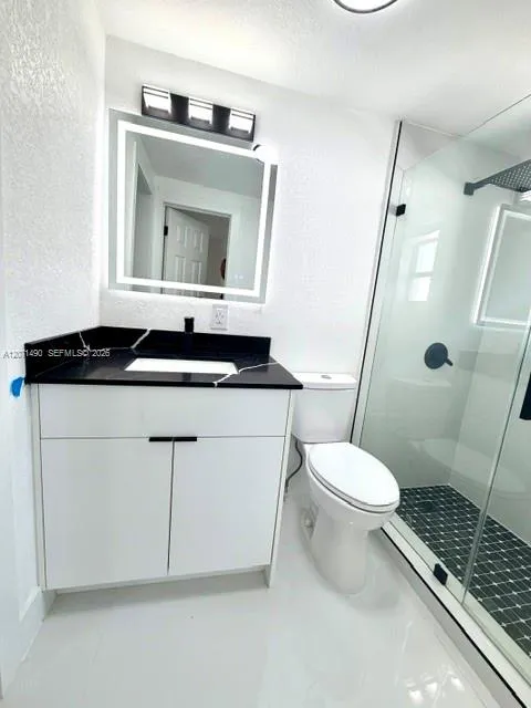 3930 NW 187th St Miami Gardens, FL 33055