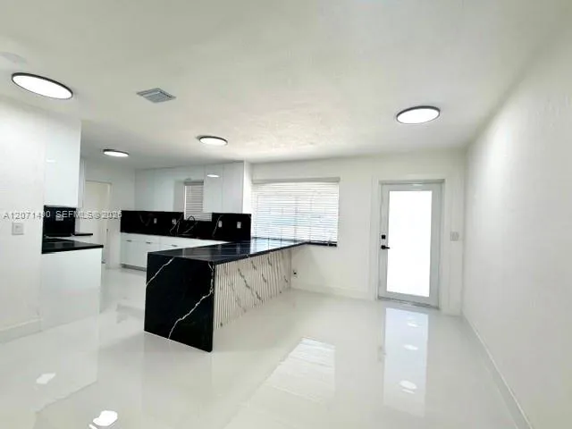 3930 NW 187th St Miami Gardens, FL 33055