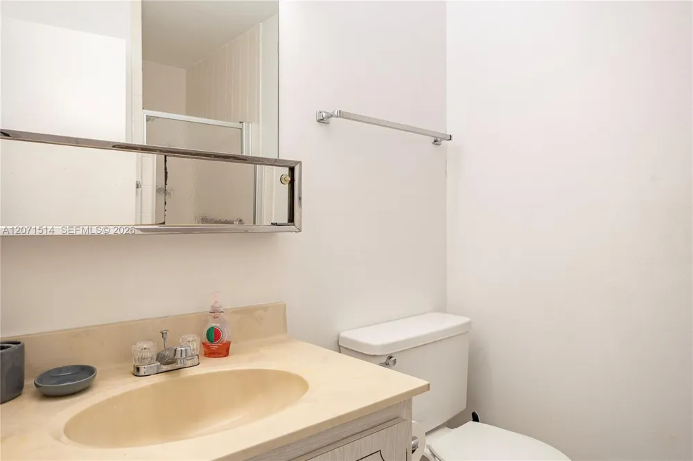 4675 NW 3rd Ct #B Delray Beach, FL 33445
