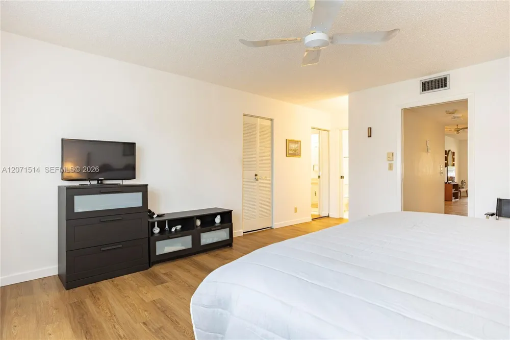 4675 NW 3rd Ct #B Delray Beach, FL 33445