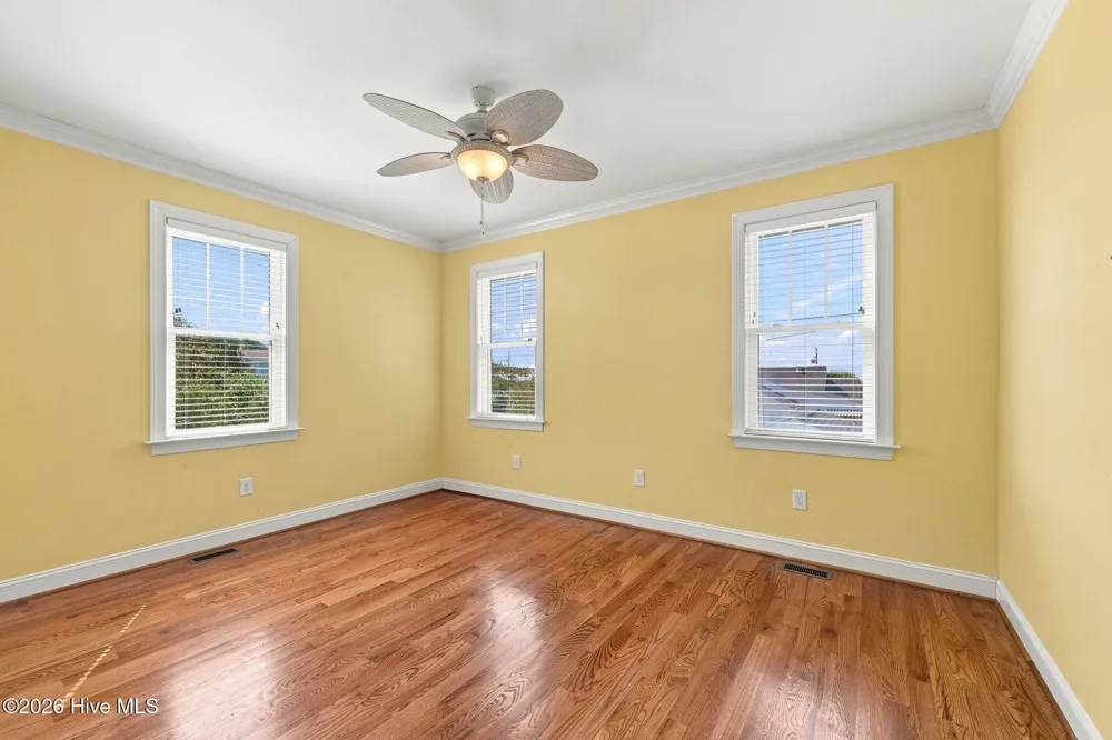 1536 Ann Street Beaufort, NC 28516