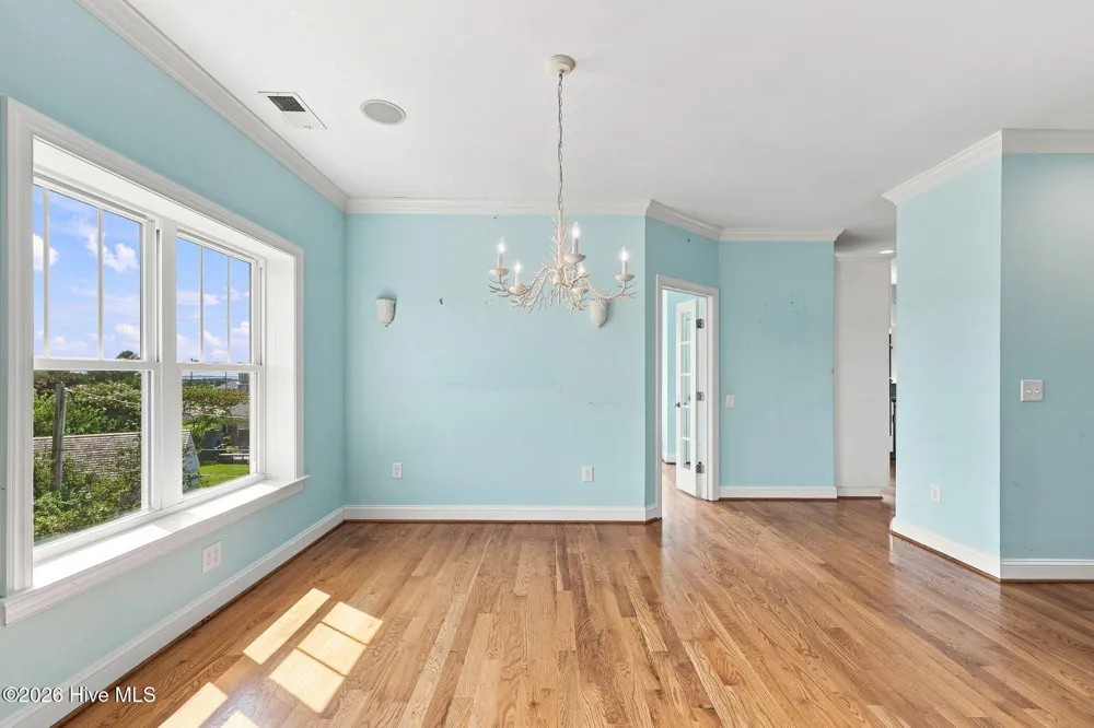 1536 Ann Street Beaufort, NC 28516